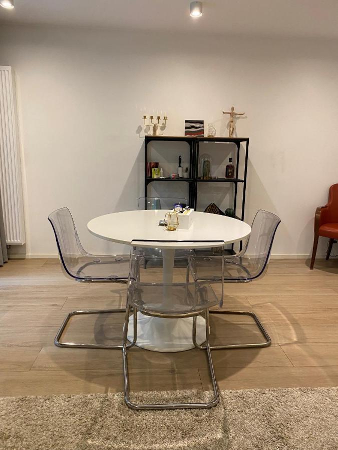 Amazing Flat In Front Of Bois De La Cambre Brussels Exterior photo